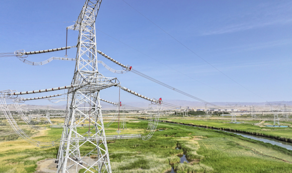 高空作業五點式安全帶使用方法