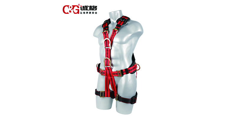 雙鉤安全帶與防墜器配合使用方法